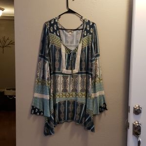 Long sleeve shirt or dress